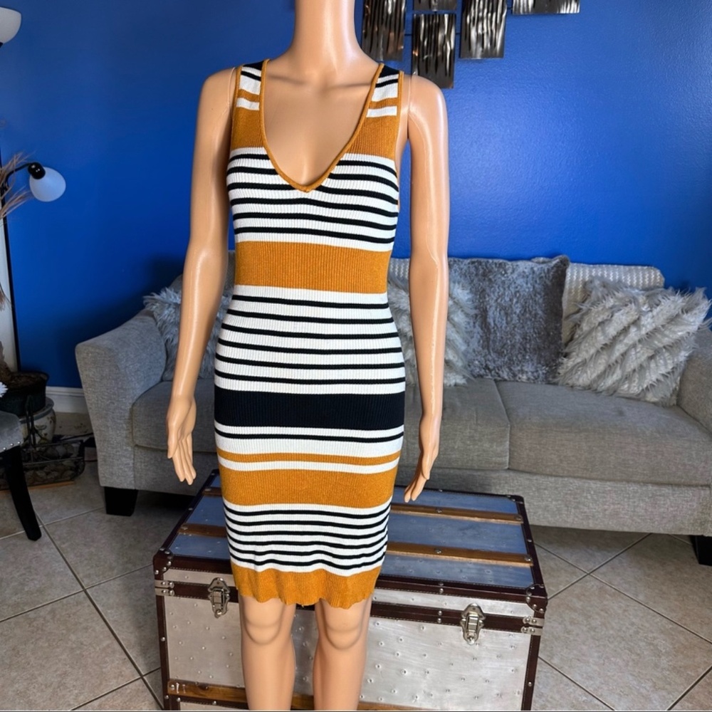 Kendall & Kylie Striped Bodycon Dress Small - Picture 6 of 9